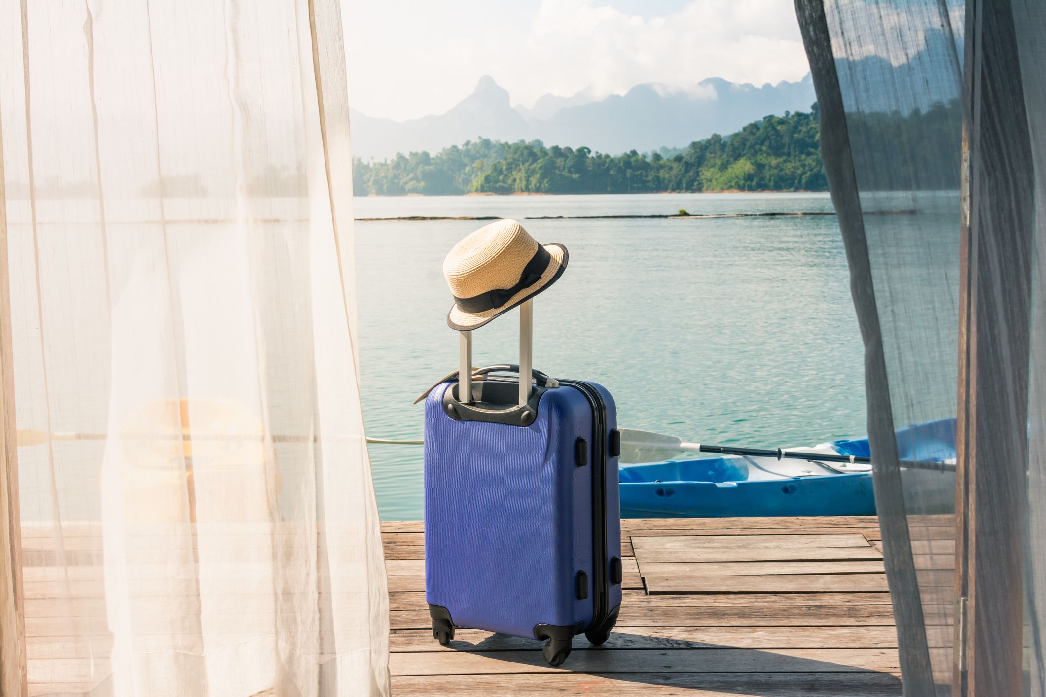 Packing Light: The Key to Effortless Travel