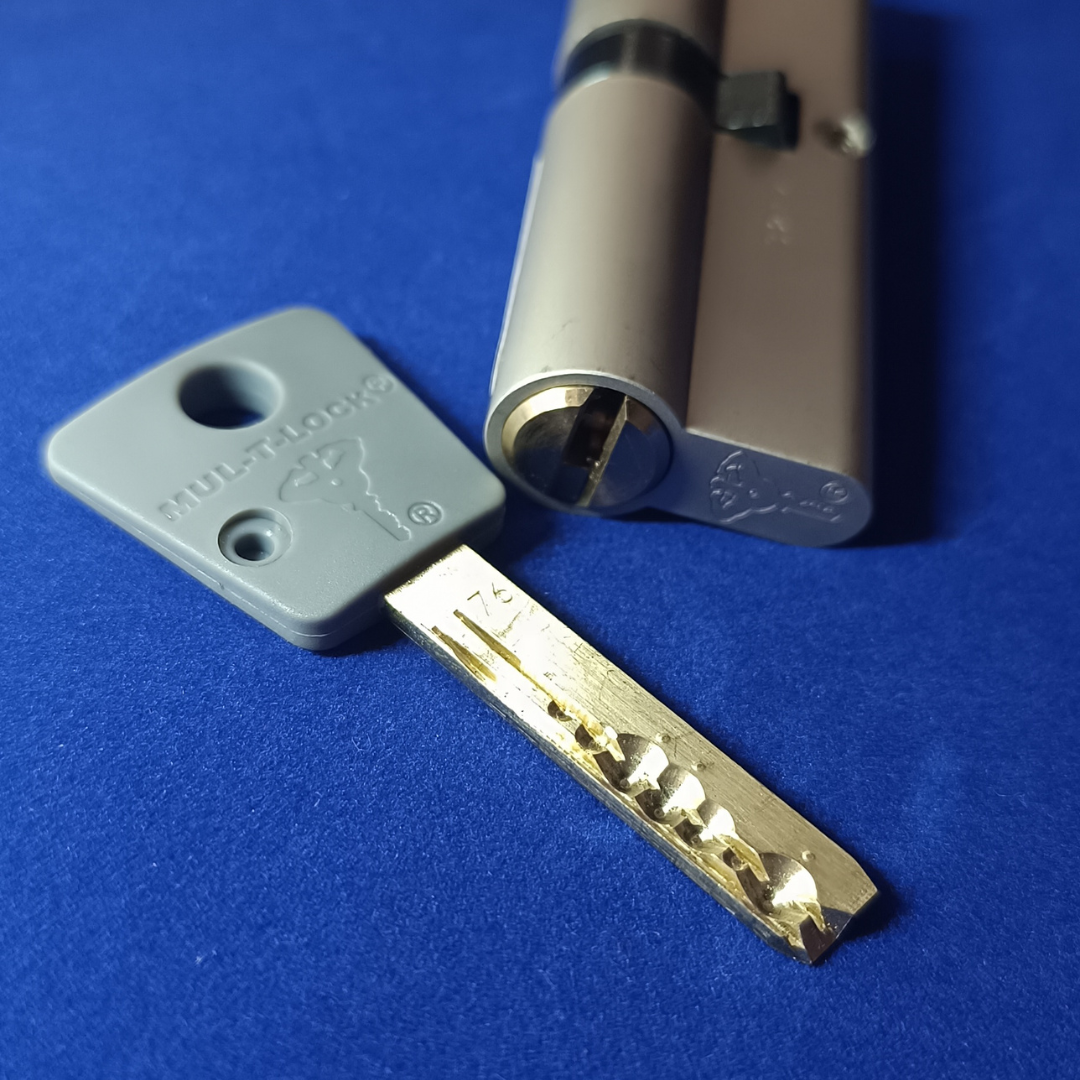 ЦИЛИНДР MUL-T-LOCK: Вибір безпеки та надійності