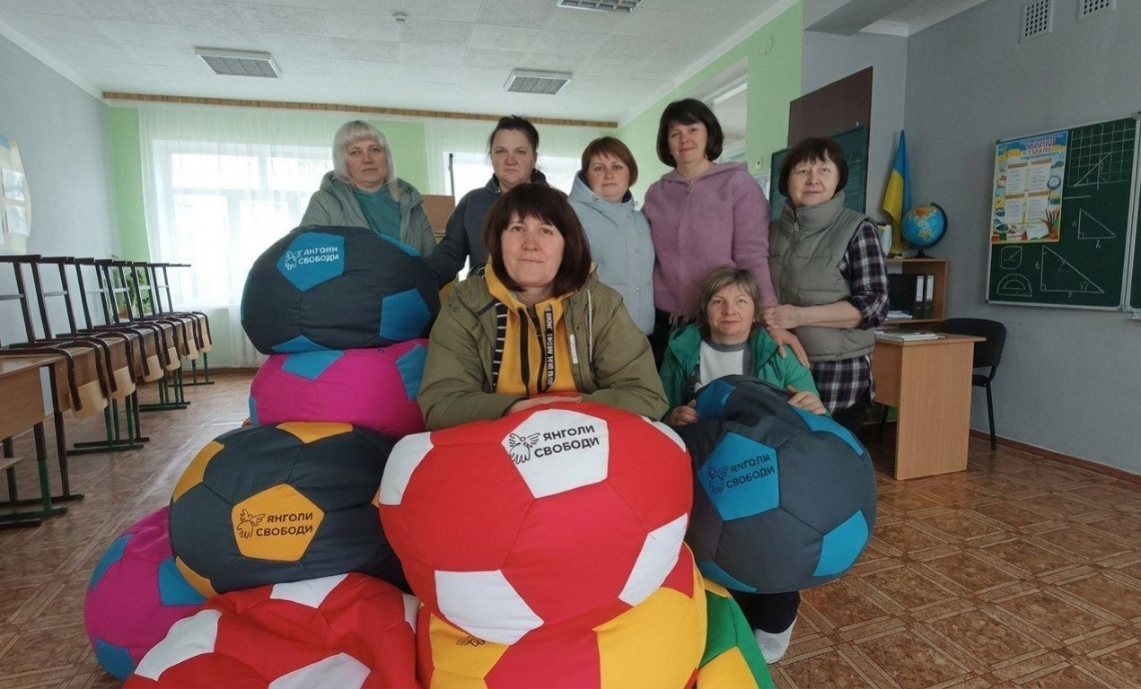 Перші меблі для укриттів передано у дитсадки «Червона Шапочка» та «Барвінок» у Ладані