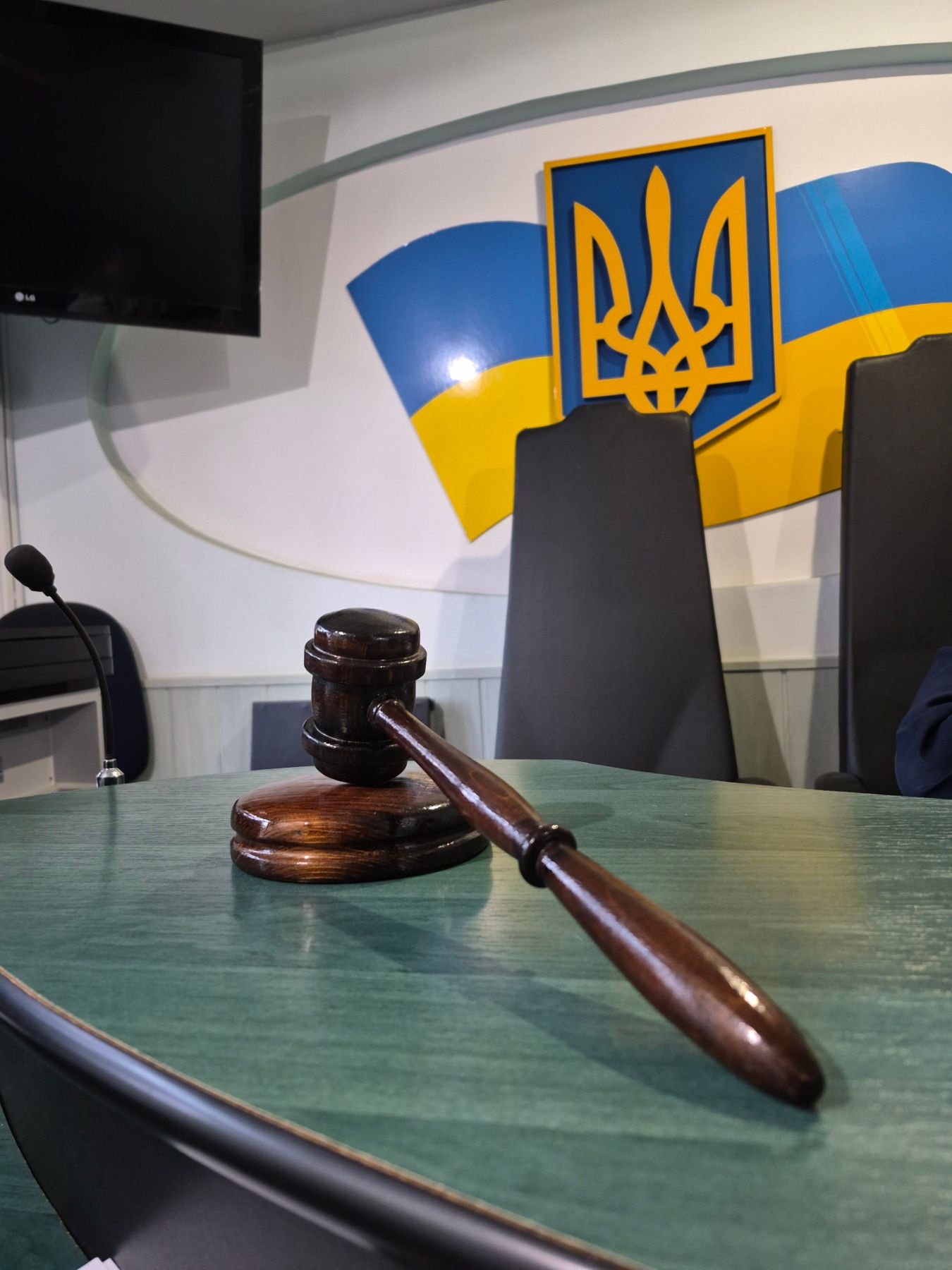 ЗАПОРІЗЬКИЙ ОКРУЖНИЙ АДМІНІСТРАТИВНИЙ СУД (17 серпня 2026 року) визнав протиправною відмову  вч у звільненні військового  по догляду за батьком – інвалідом 2 групи, та вказав, що вч не може встановлювати «фіктивність» розлучення  батька із матір’ю.