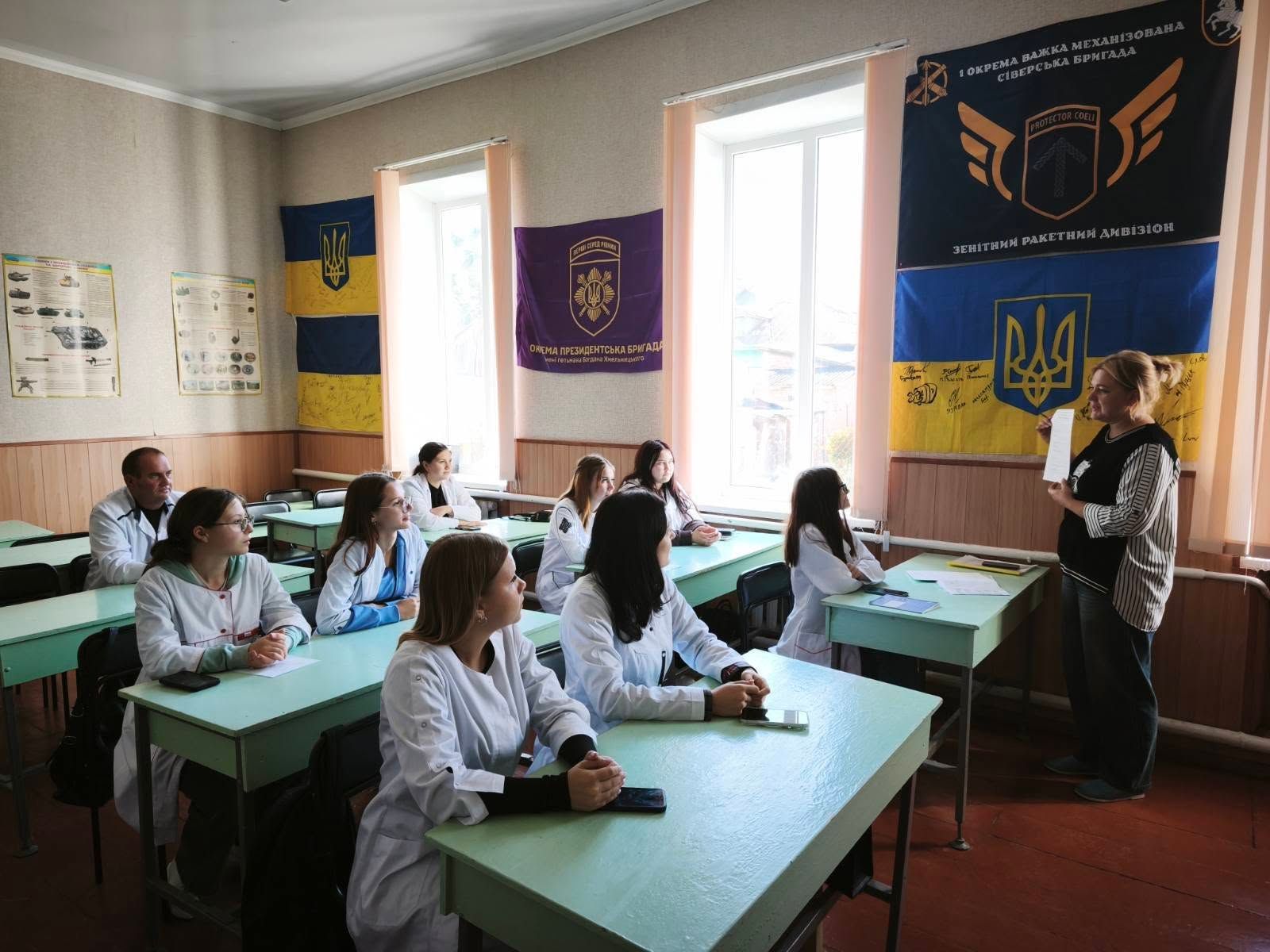 Години спілкування!