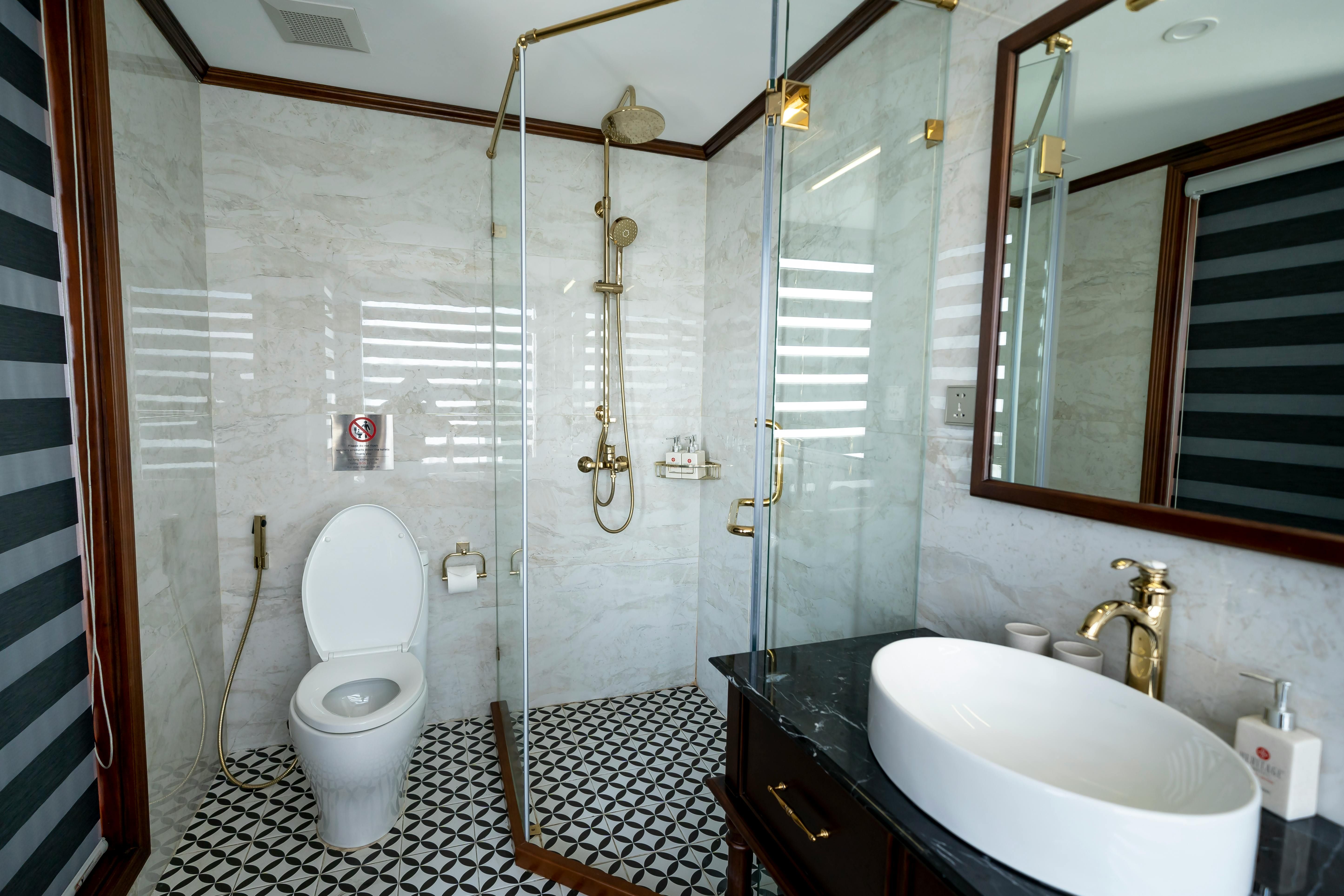 Small Bathroom Remodel Ideas for NYC Apartments