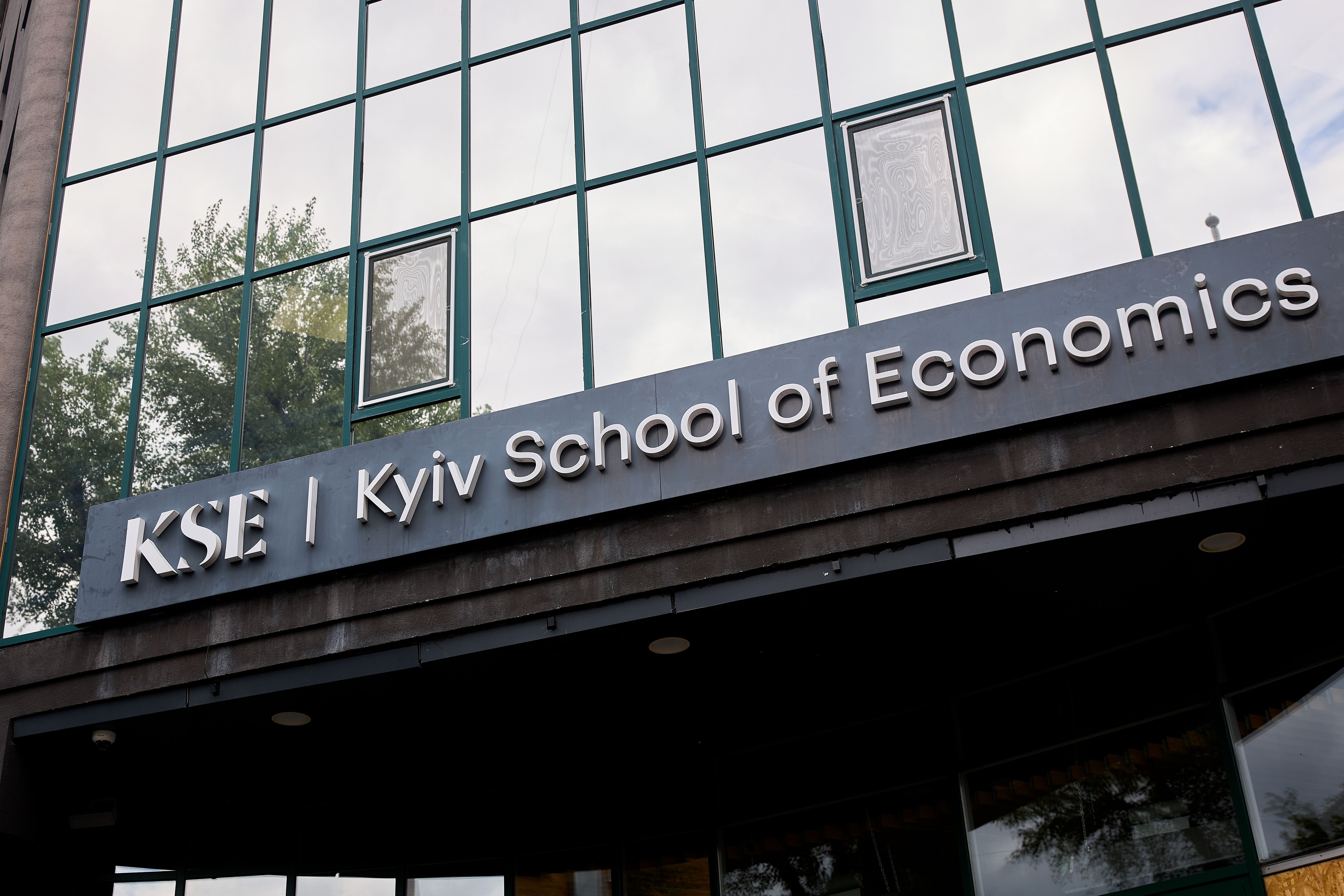 Four KSE University Programs Ranked Among Ukraine’s Best by Forbes Ukraine