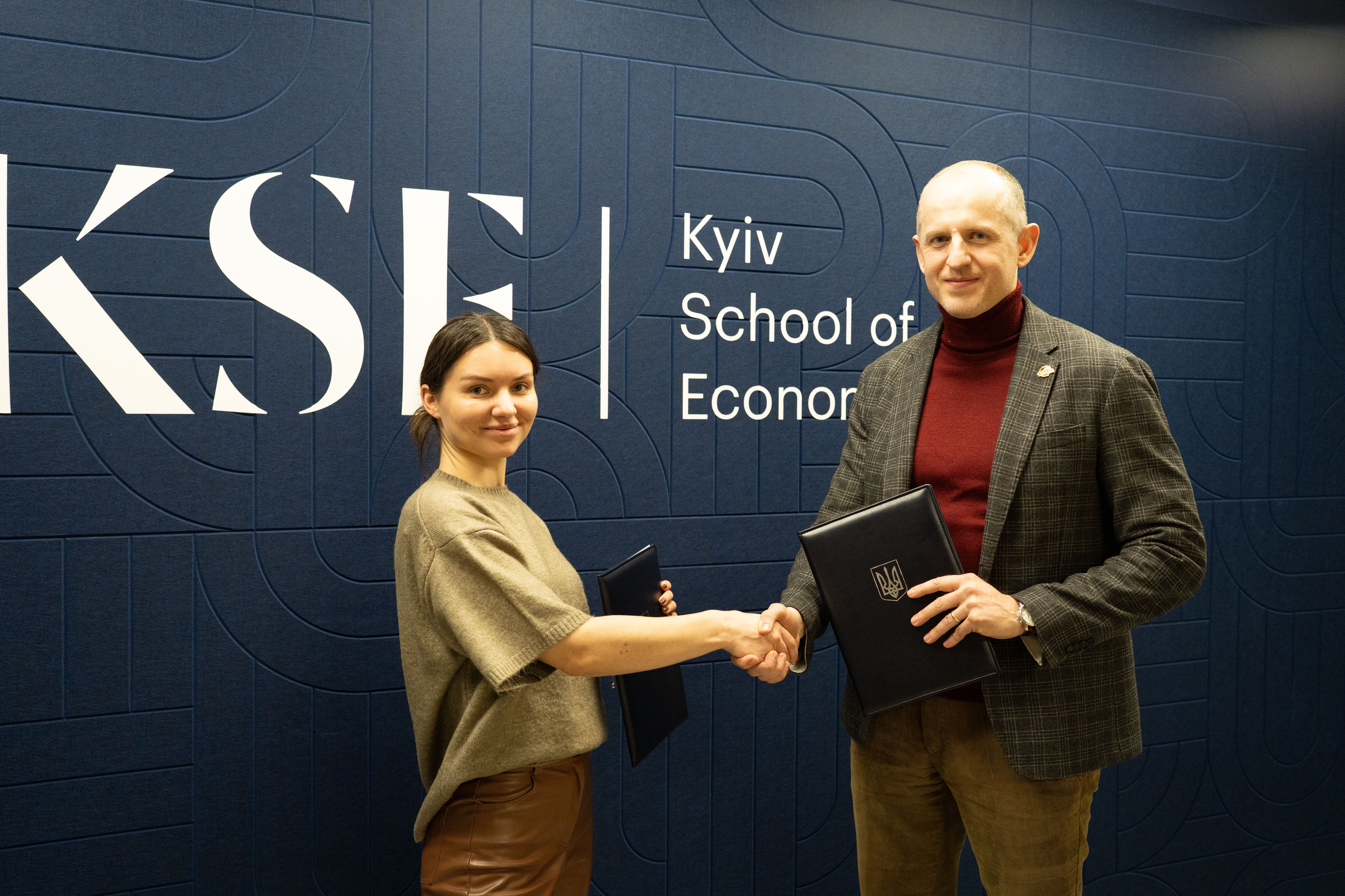 KSE ProfTech і «Прихисток. Робота» об’єднали зусилля для підтримки ВПО: навчання, робота і житло в одному рішенні