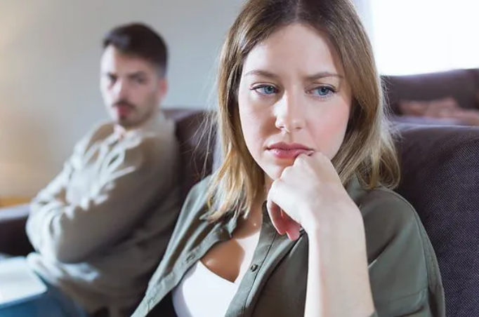 I used to think that couple's counseling was the best way to help struggling marriages. What I realized is that-- it isn't true!