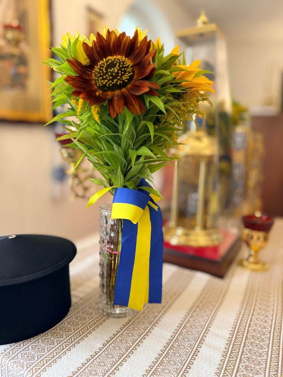 Мукачево. У військовому храмі св. вмч. Юрія Переможця на постійній основі звершують читання Псалтиря за здоров'я українських воїнів та їхніх сімей 