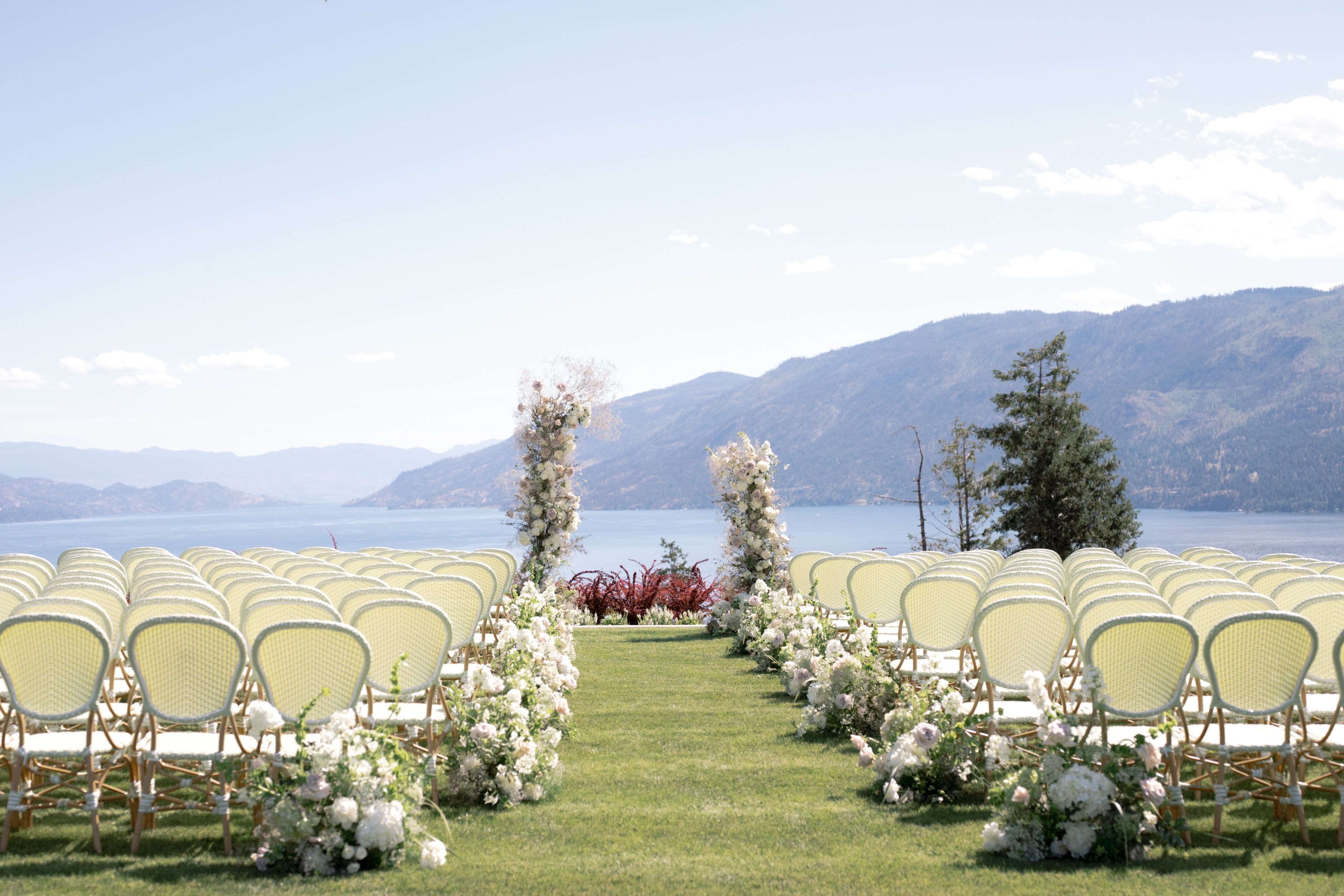 An O’Rourke Family Estate Wedding in Lake Country