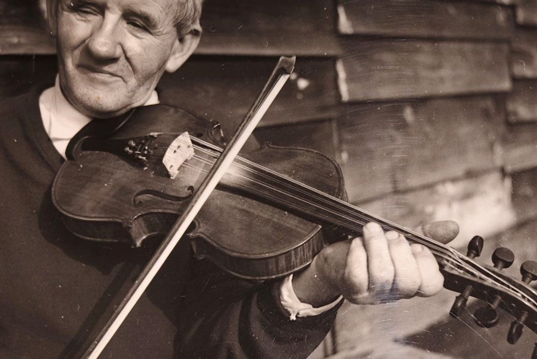 Josef Janošec: beskydský houslař, muzikant a hledač neobvyklého zvuku